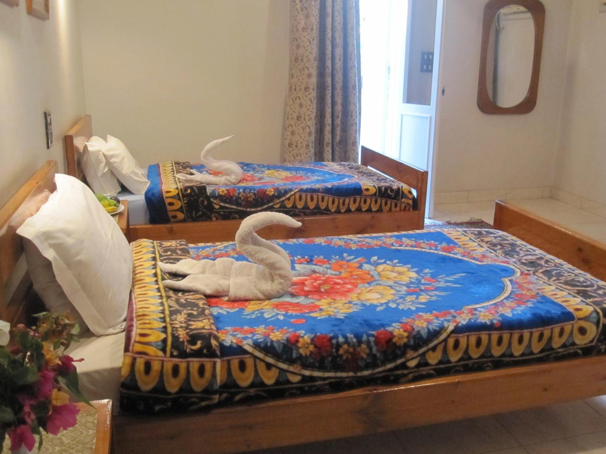 Amon Hotel Luxor Bilik gambar
